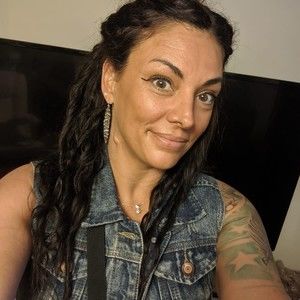 Meet your Posher, Teresa